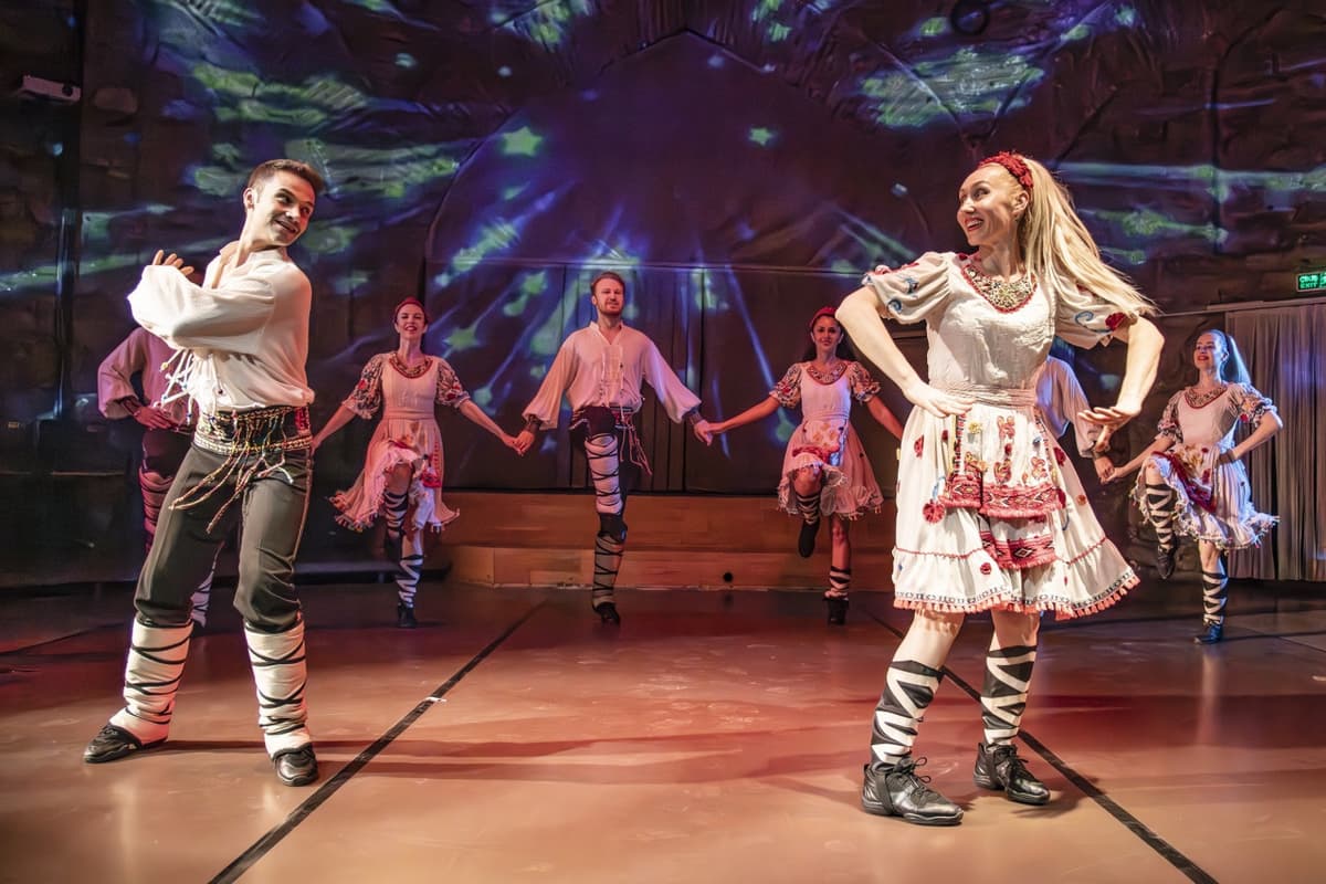 Hodjapasha Rhythm of the Dance Show