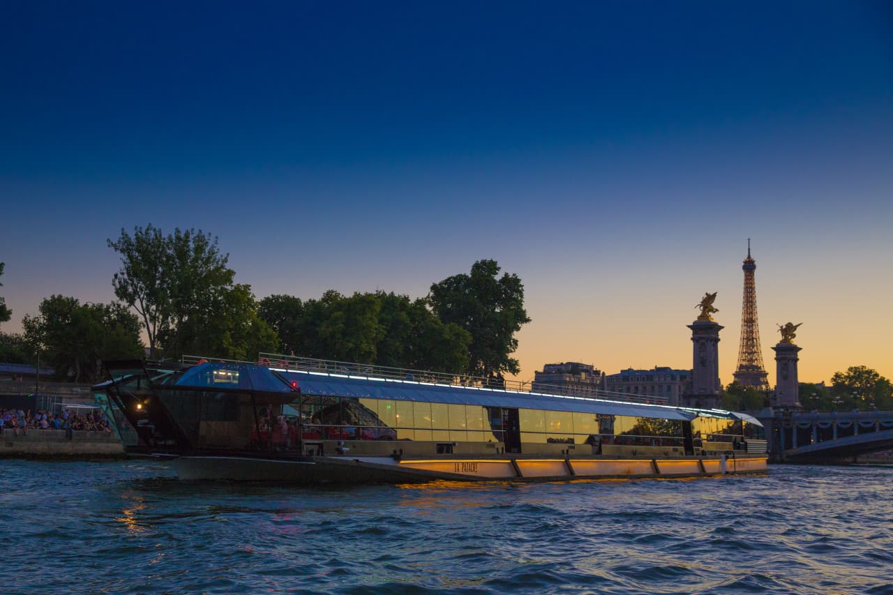 Seine River Sightseeing Cruise by Bateaux Mouches