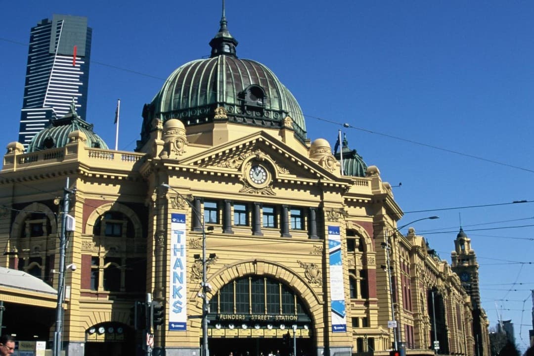 Melbourne Bus Tour with Queen Victoria Market visit