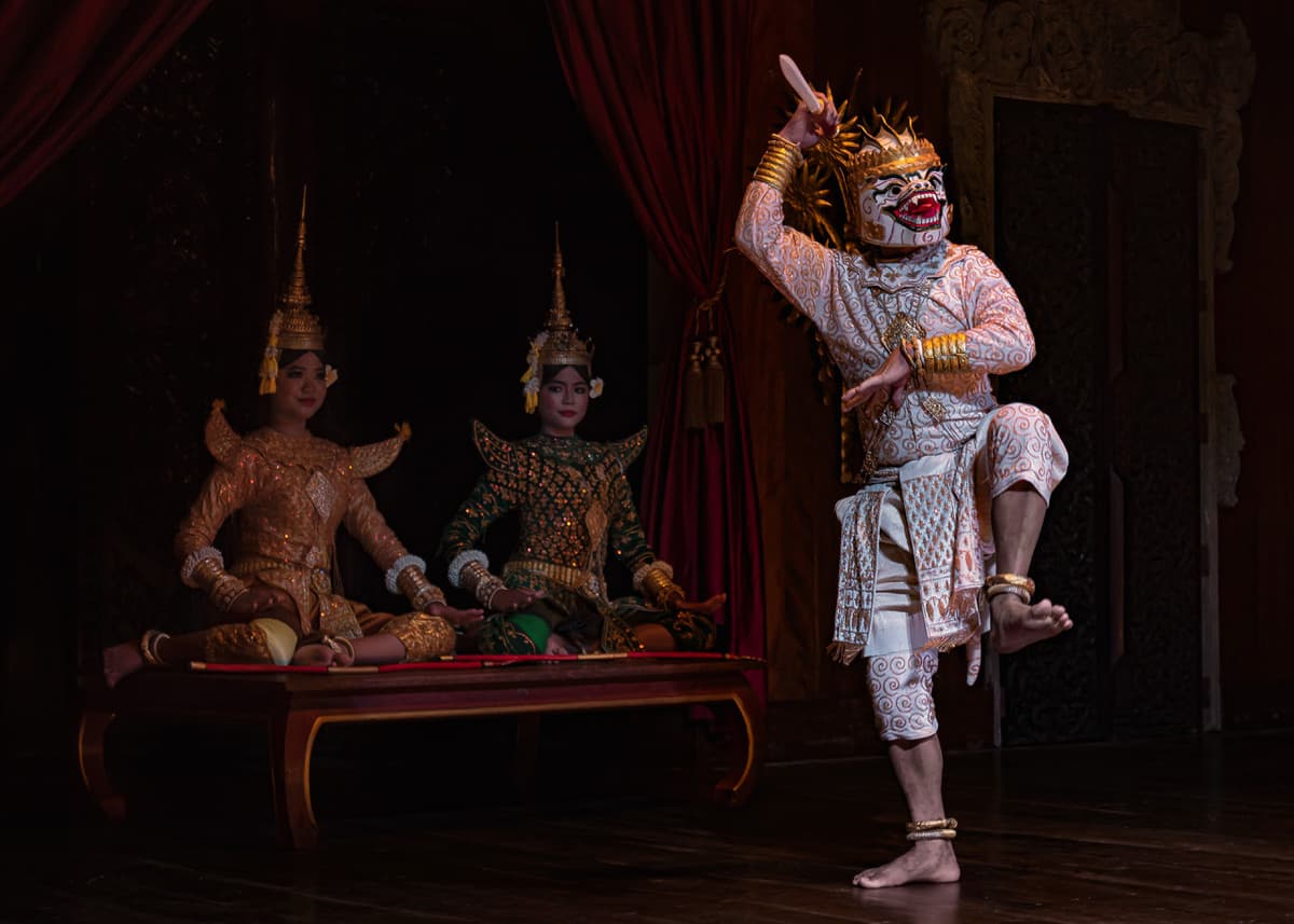 Apsara Theatre Show with Dinner