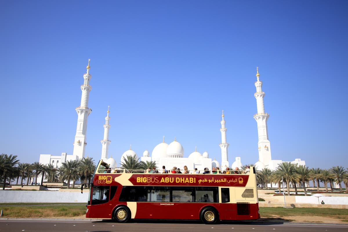 COMBO: teamLab Phenomena Ticket + Big Bus Abu Dhabi Hop-on Hop-off Bus Tour