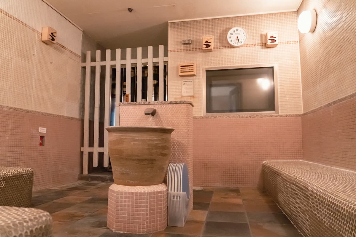 Osaka Tennen Onsen Naniwa-no-Yu