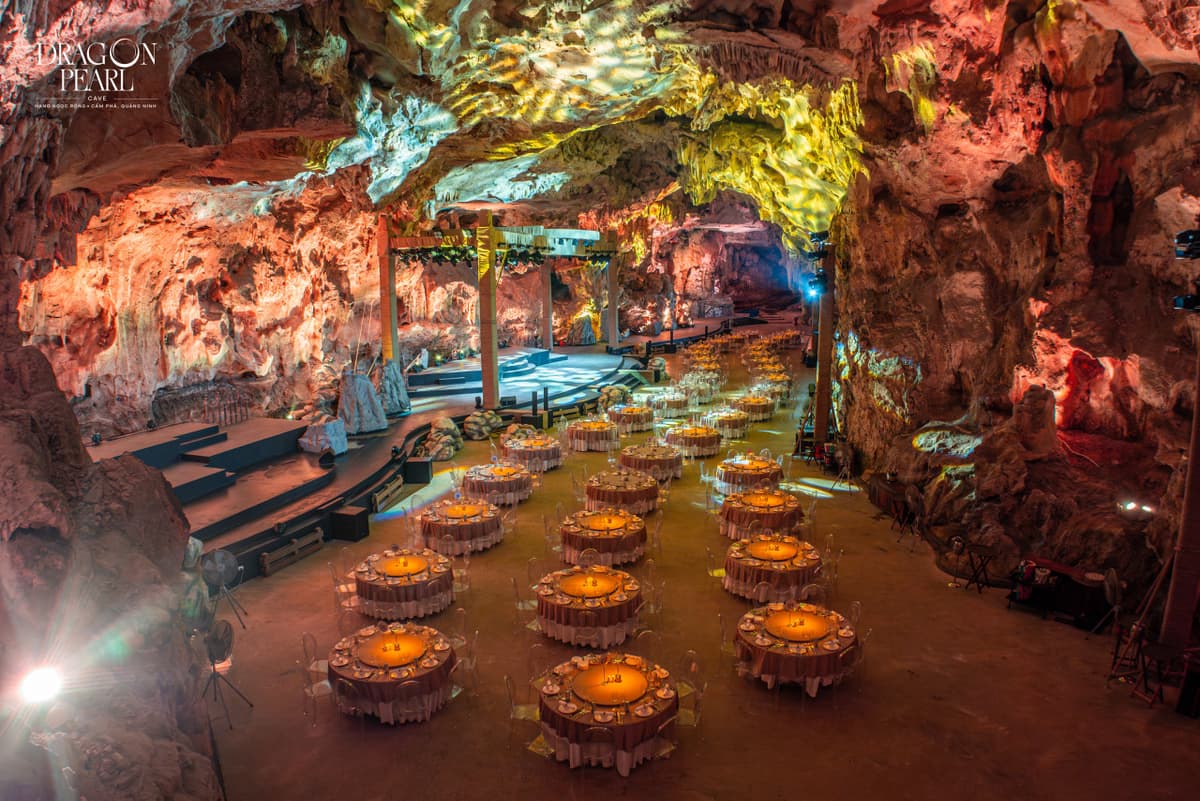 Dragon Pearl Cave Show and Dining Experience