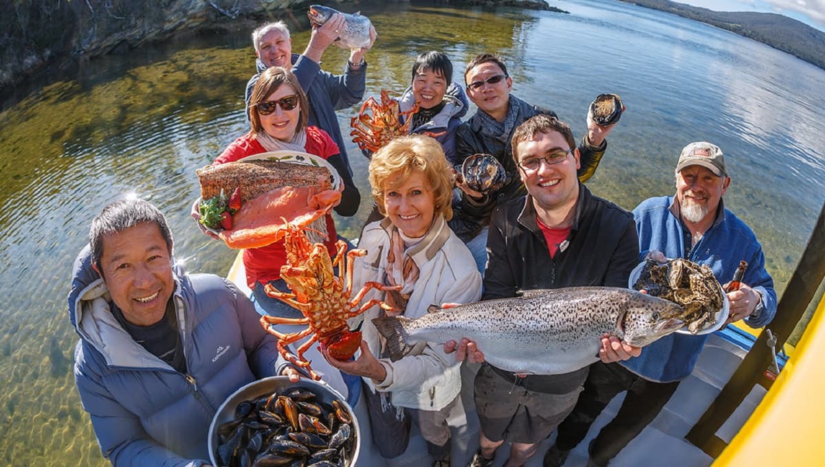 Bruny Island Seafood Lunch Cruise