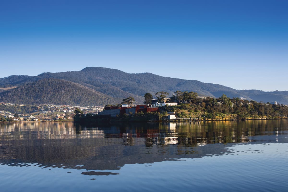 Sullivan's Cove and Hobart City Tour