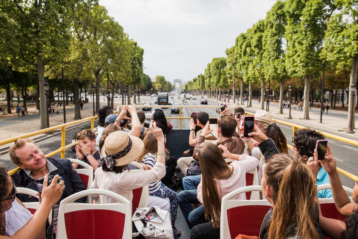 Paris Panoramic Bus Tour and Seine River Cruise