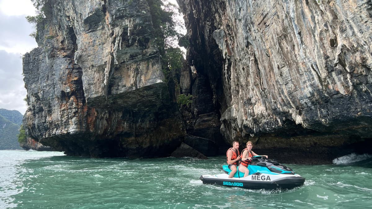Langkawi Dayang Bunting Island Tour by Jet Ski with Mega Water Sports