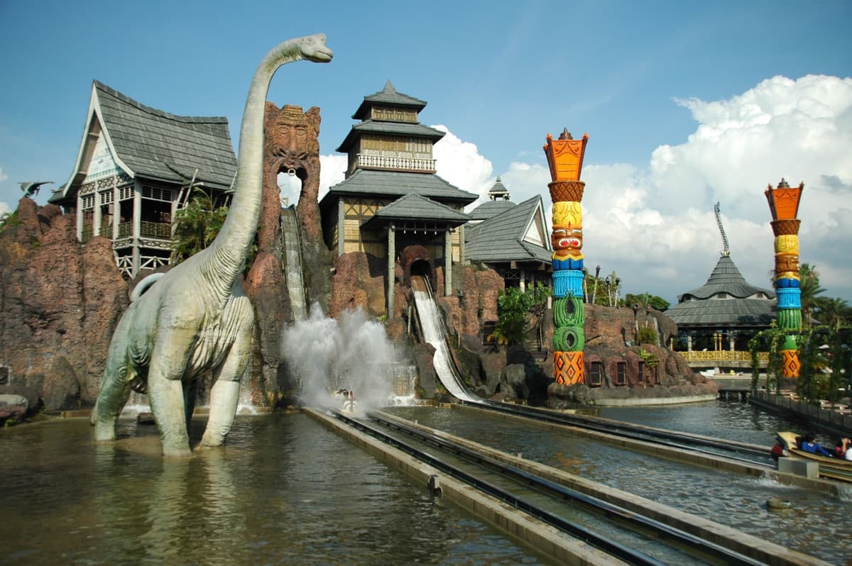 Leofoo Village Theme Park