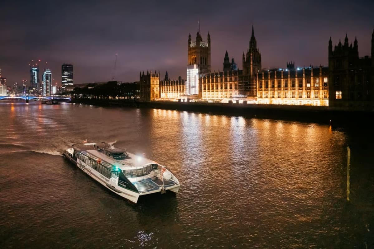 River Thames Uber Boat Ride with London Cable Car Ticket