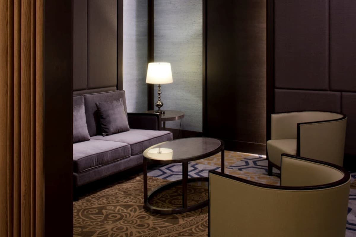 Plaza Premium Lounge - London Heathrow Airport Terminal 2
