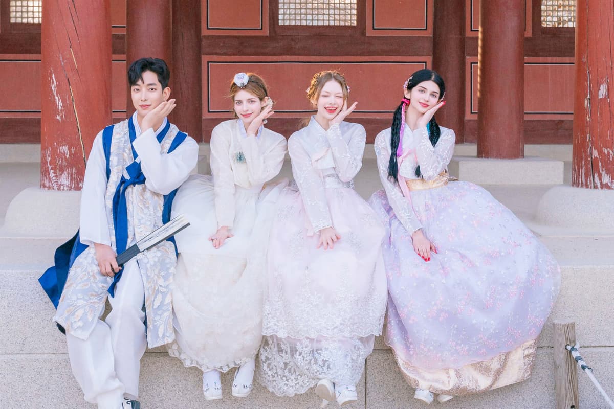 Hanbok Experience at Hanboknam Gyeongbokgung Store