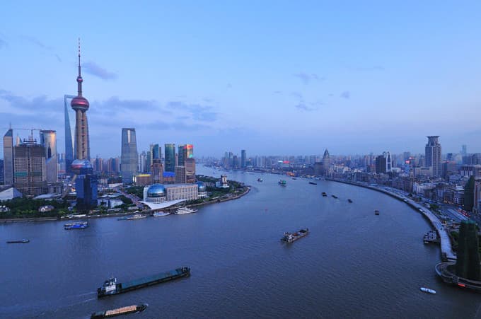 Shanghai Night Tour with Huangpu River Cruise