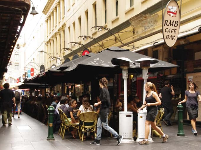 Melbourne Coach Tour with Yarra River Cruise